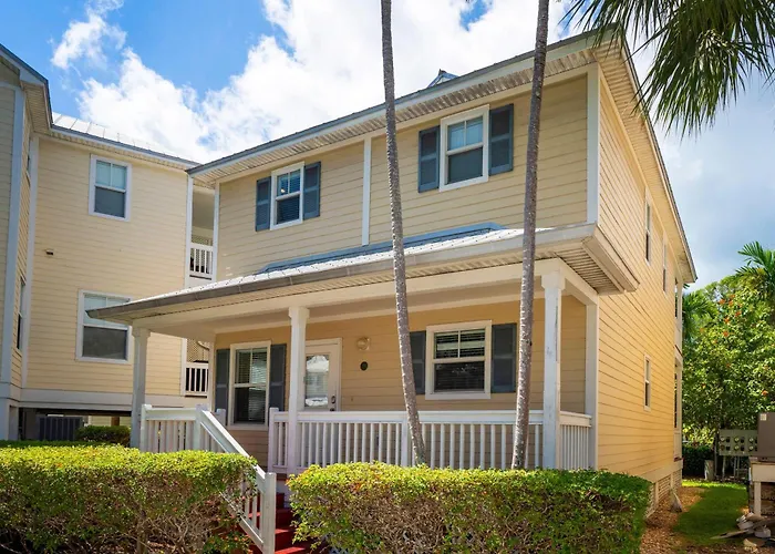 Coral Hammock Poolside Home Key West
